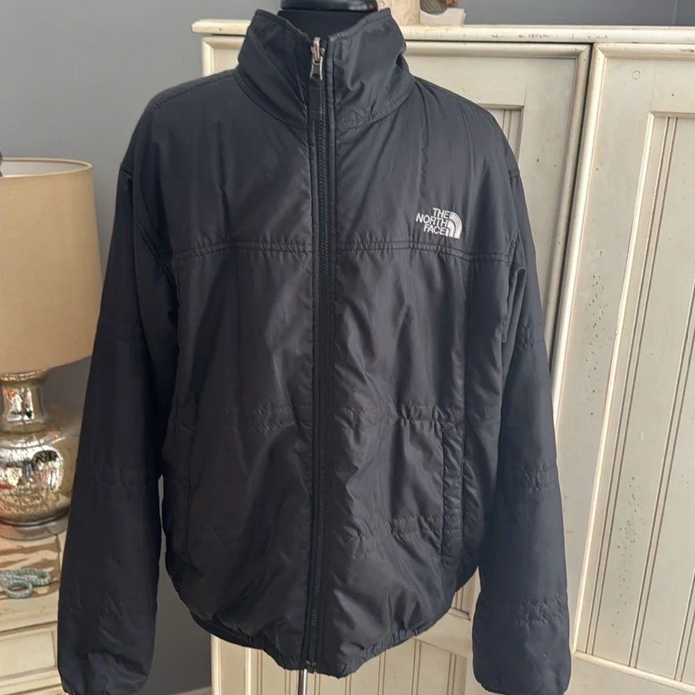 The North Face Men’s Light Weight Zip Up Jacket